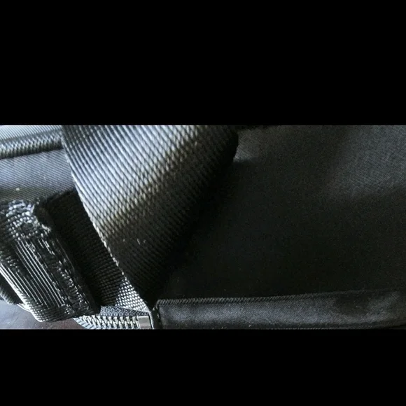 DKNY COSSBODY Bag Double Zip Purse GIGI DZ Black New - Picture 10 of 10